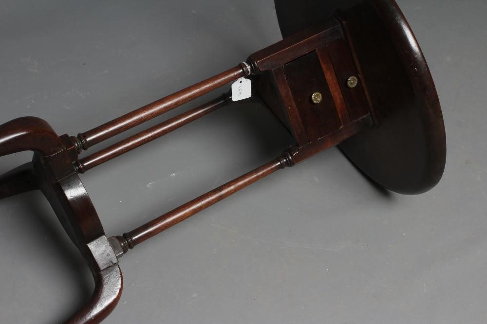 A MAHOGANY OCCASIONAL TABLE, the circular top on associated triangular base with turned supports and Image
