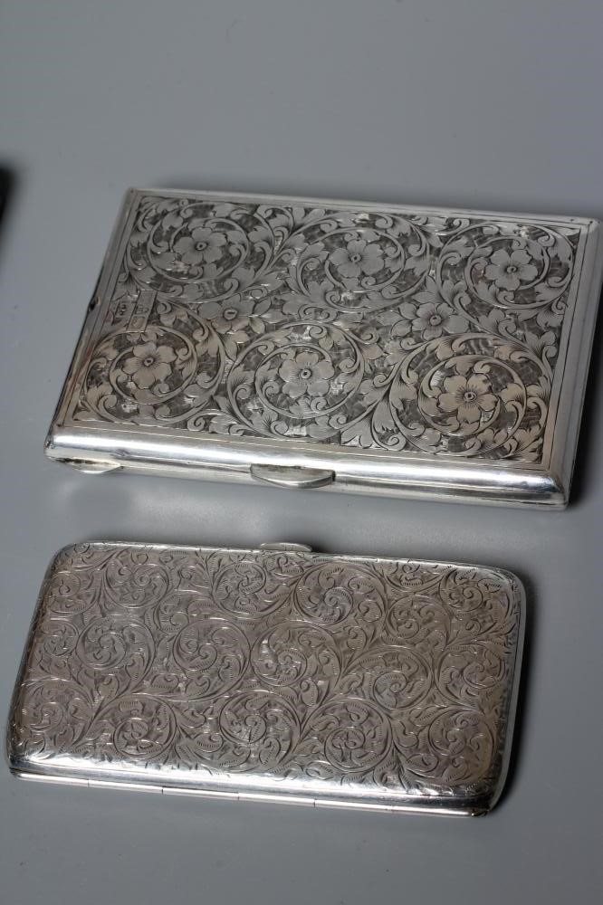 AN EDWARDIAN SILVER VISITING CARD CASE Image