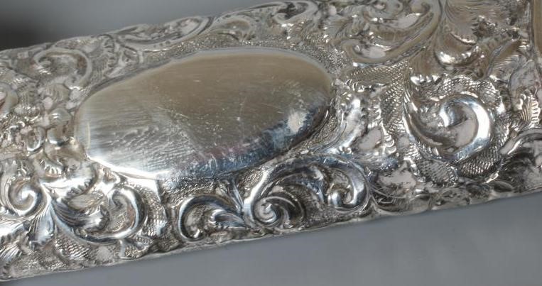 A VERNON'S SILVER PROPELLING KNIFE Image