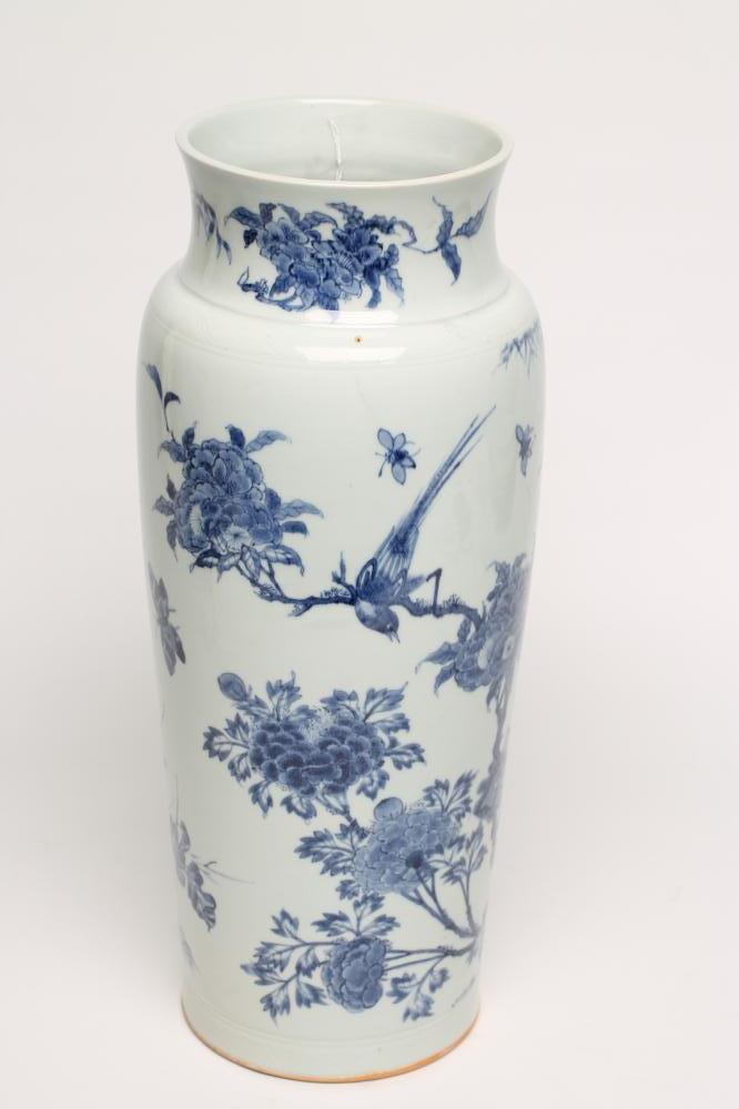 A CHINESE PORCELAIN VASE of flared cylindrical form with rounded shoulders Image