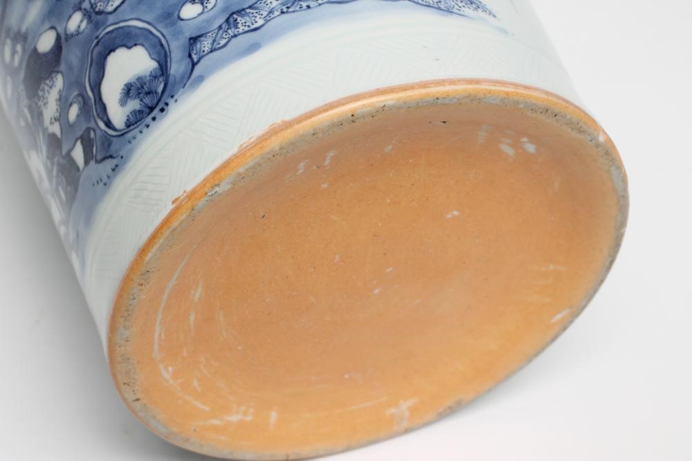 A CHINESE PORCELAIN VASE of flared cylindrical form with rounded shoulders Image