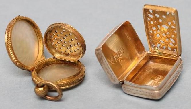 A WILLIAM IV SILVER VINAIGRETTE Image