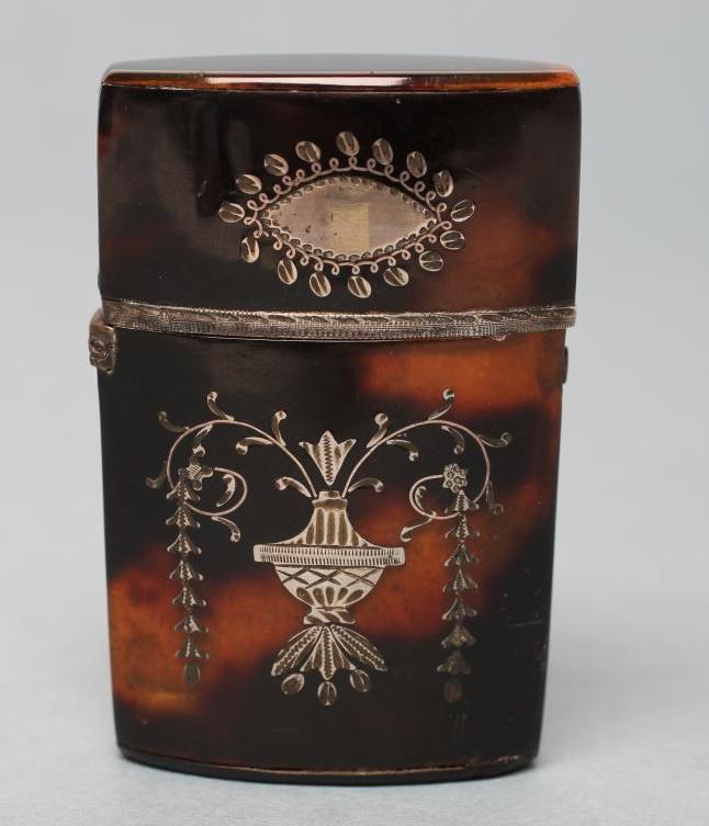 A TORTOISESHELL SCENT BOTTLE CASE Image