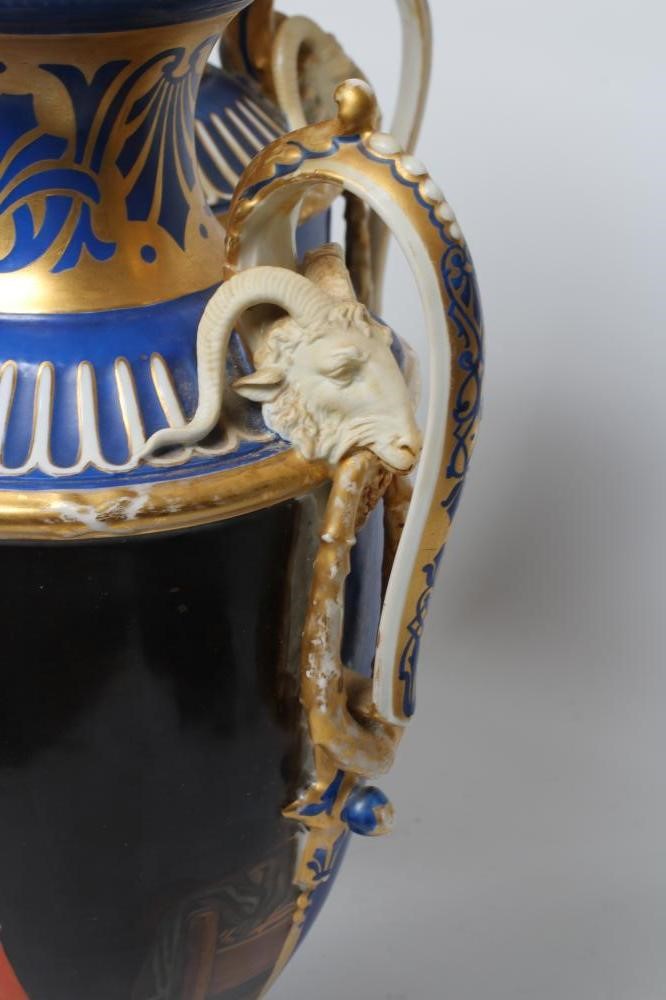 A PAIR OF FRENCH PORCELAIN URNS Image