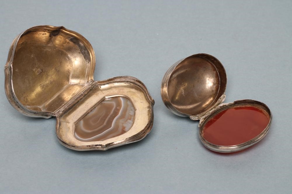 TWO CONTINENTAL WHITE METAL SNUFF BOXES Image