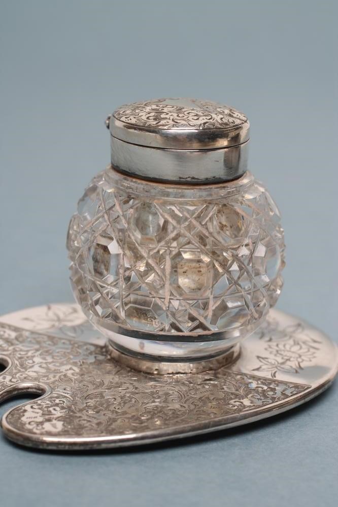 A LATE VICTORIAN SILVER NOVELTY INK STAND Image