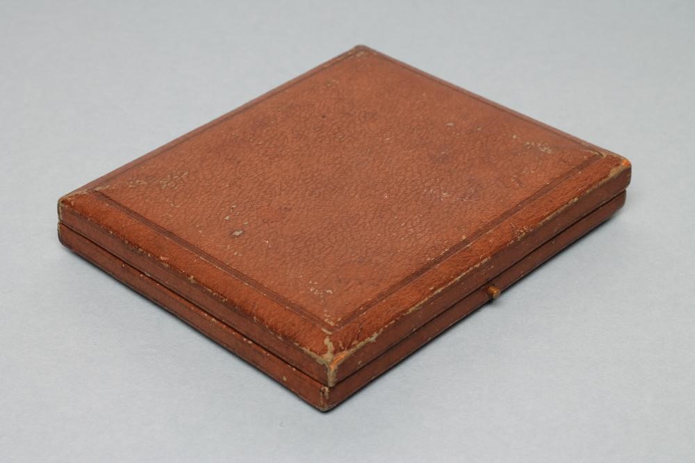 A SET OF SIX FRENCH "MANCHES A COTELETTES" Image