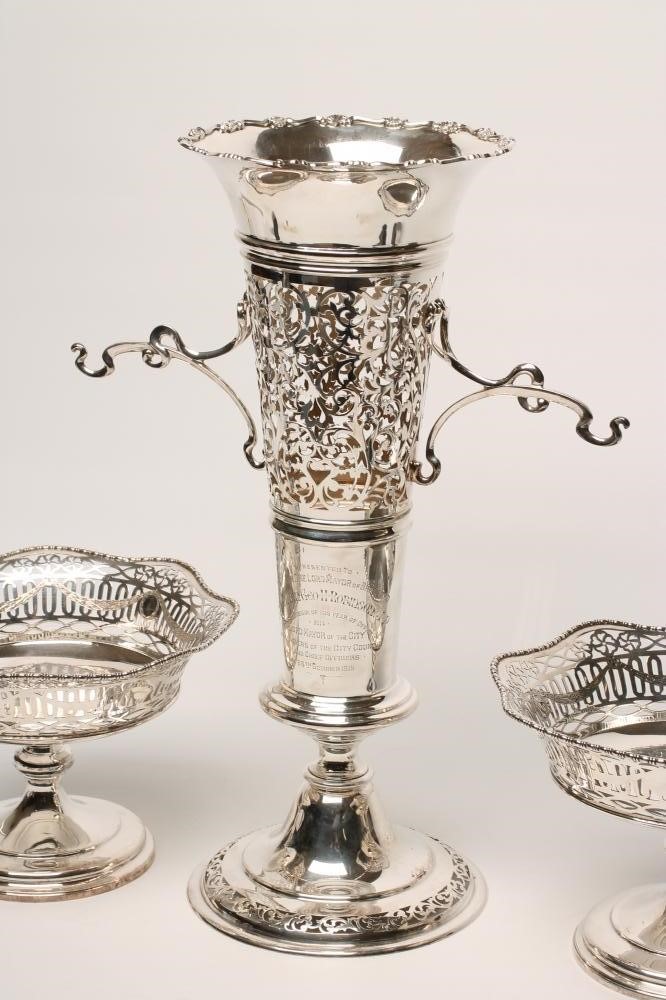 *A PAIR OF SILVER PEDESTAL TAZZE Image