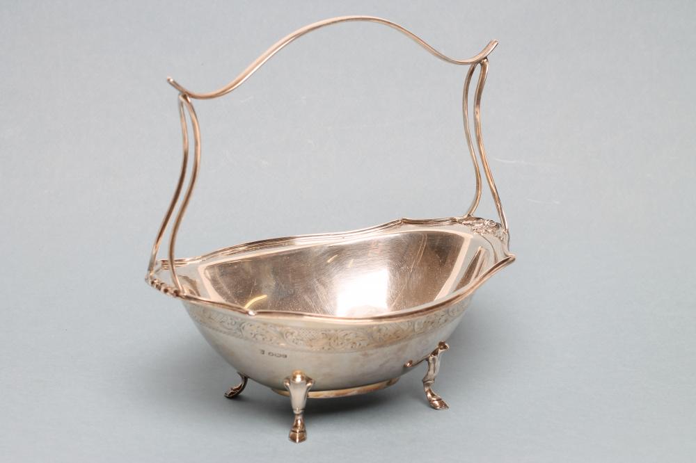 A SILVER SWEETMEAT BASKET Image