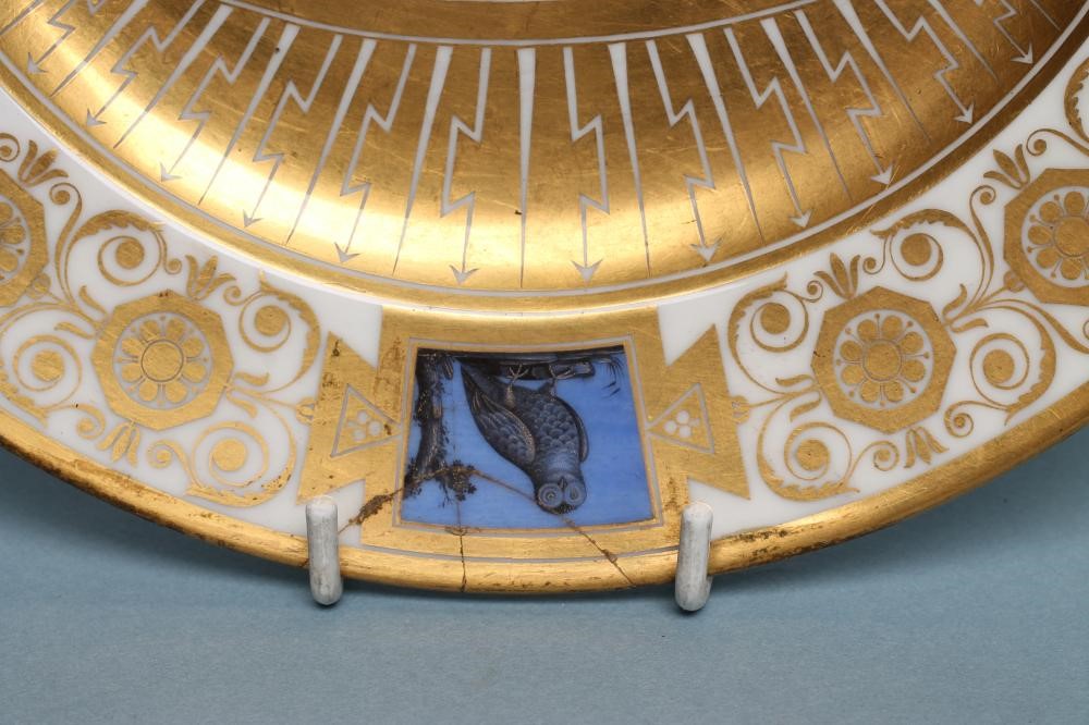 A FRENCH PORCELAIN CABINET PLATE Image