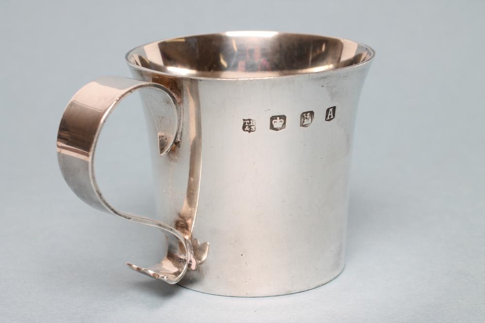 A BRITANNIA STANDARD SILVER CHRISTENING MUG Image
