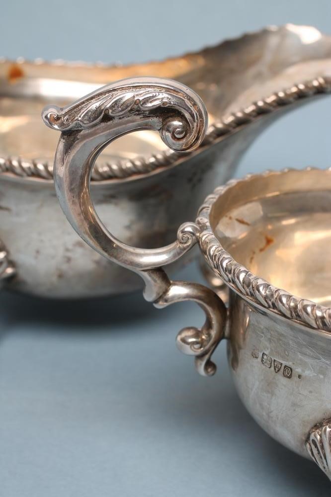 A PAIR OF SILVER SAUCE BOATS Image
