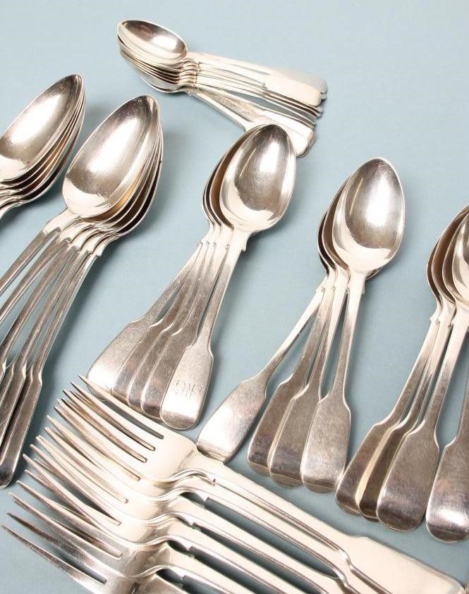 *A LATE WILLIAM IV / VICTORIAN SILVER MATCHED AND COMPOSITE PART TABLE SERVICE Image