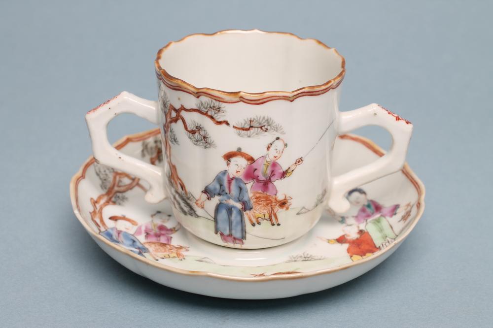 A CHINESE PORCELAIN CAUDLE CUP AND TREMBLEUSE SAUCER of lotus shape Image