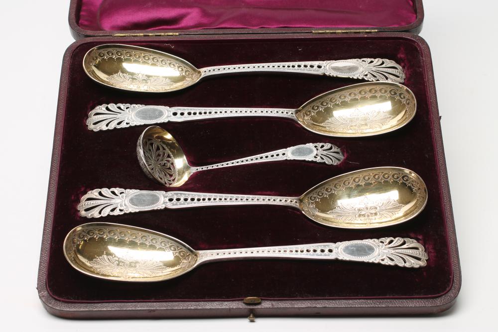 A VICTORIAN FIVE PIECE SILVER DESSERT SET Image