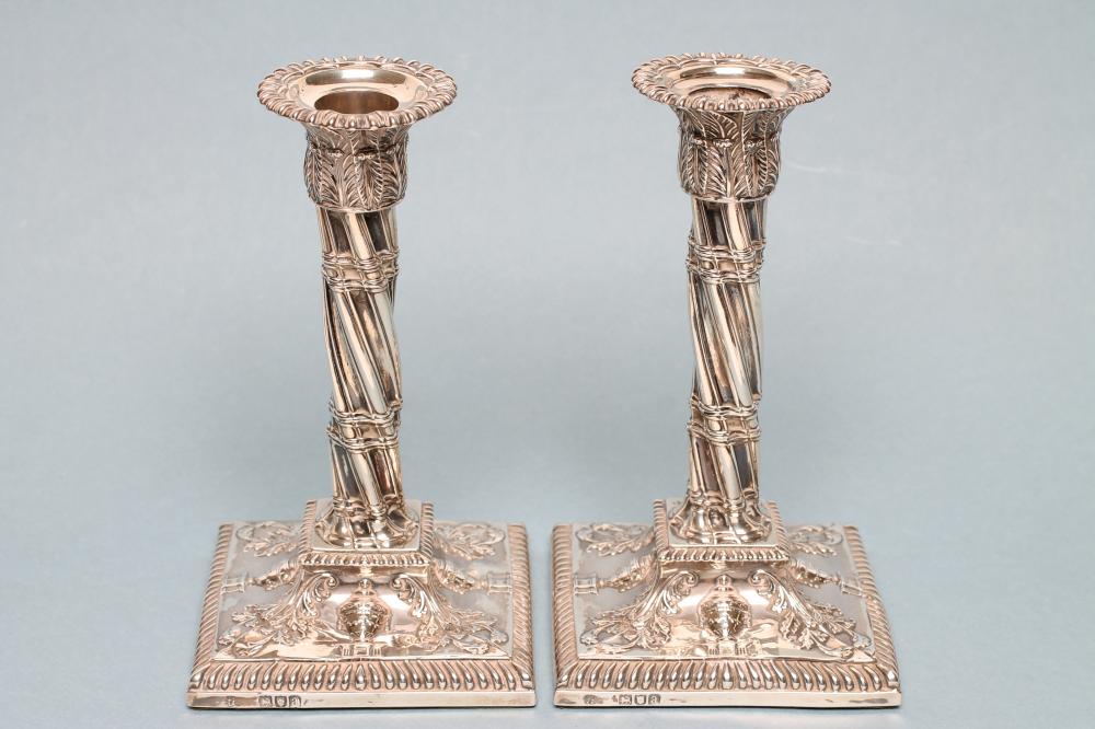A PAIR OF LATE VICTORIAN SILVER CANDLESTICKS Image