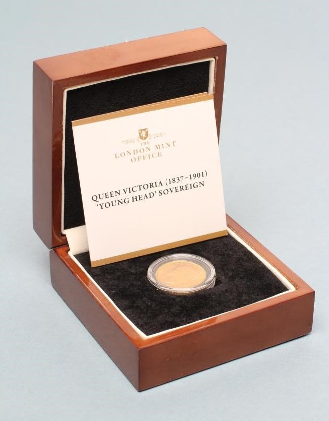 A VICTORIA YH GOLD SOVEREIGN Image