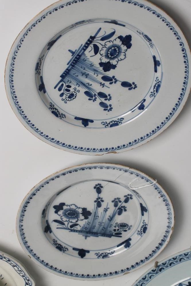 A COLLECTION OF LONDON AND OTHER ENGLISH BLUE AND WHITE DELFT Image