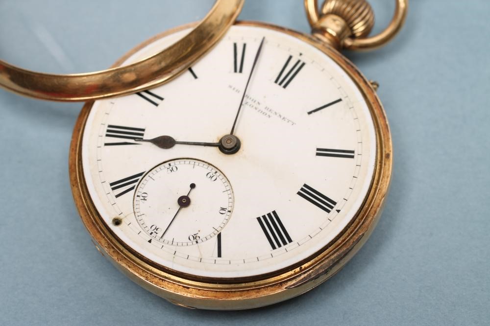 A VICTORIAN 18CT GOLD TOP WIND POCKET WATCH Image