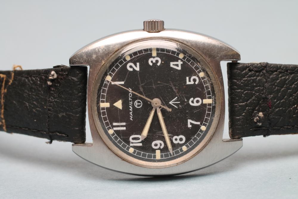 A HAMILTON MILITARY/PILOT'S AUTOMATIC WRISTWATCH Image