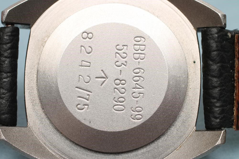 A HAMILTON MILITARY/PILOT'S AUTOMATIC WRISTWATCH Image