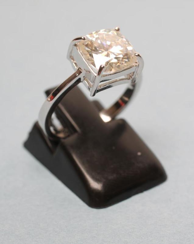 A SOLITAIRE MOISSANITE RING Image