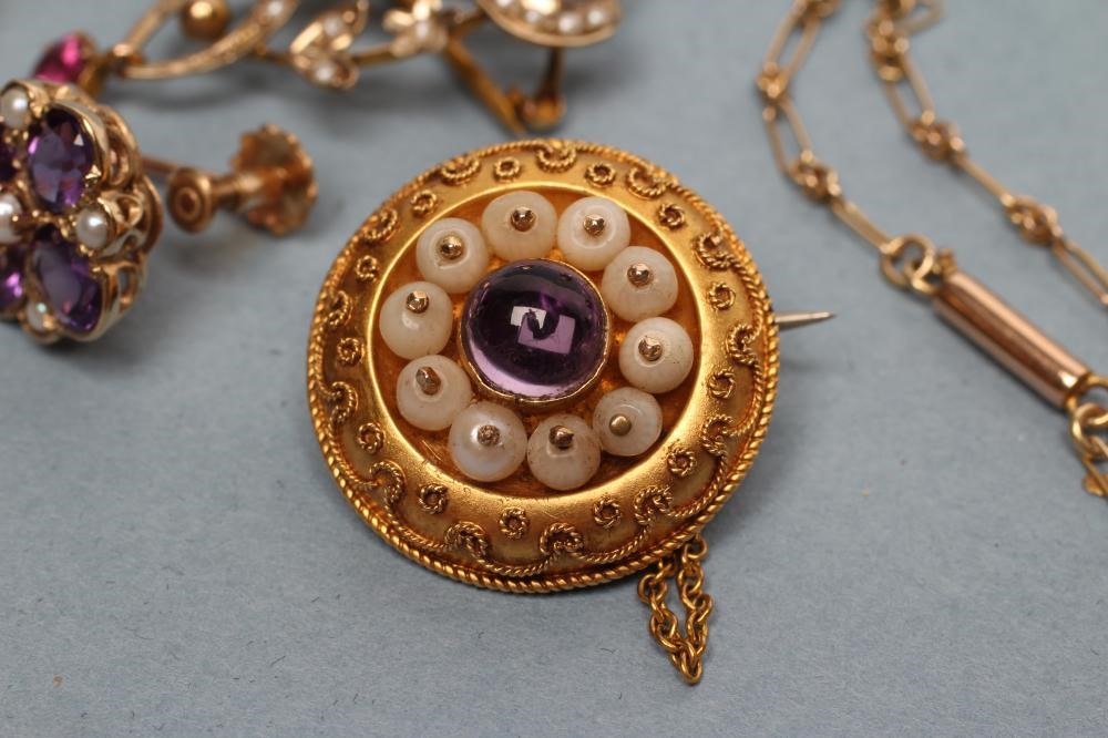 AN EDWARDIAN PENDANT Image