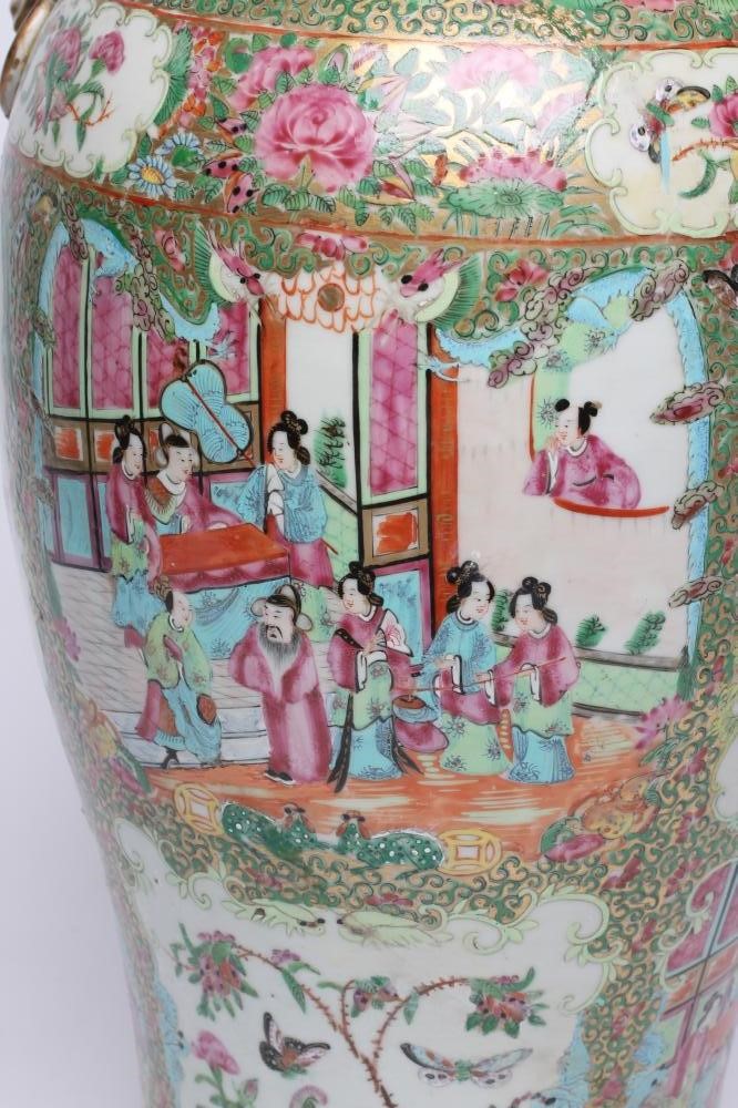 A CANTONESE PORCELAIN VASE of inverted baluster form Image