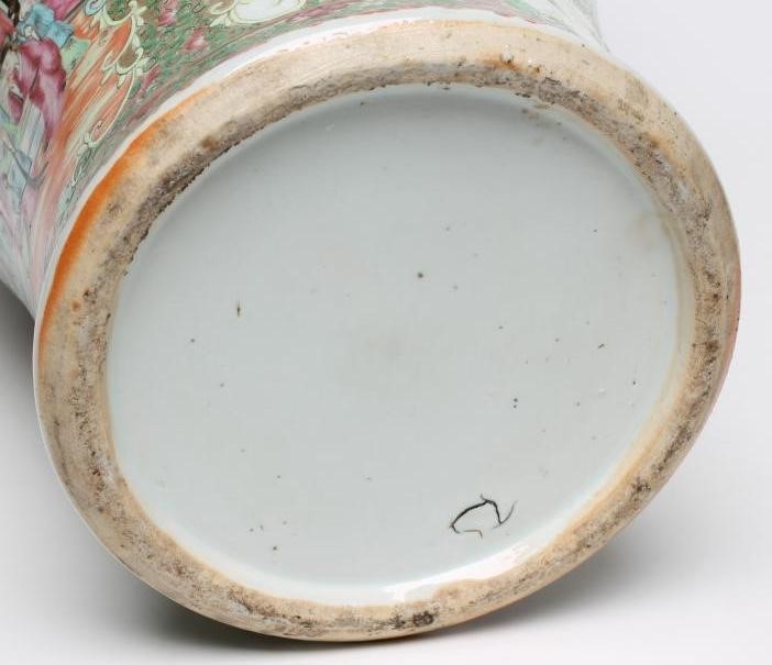 A CANTONESE PORCELAIN VASE of inverted baluster form Image