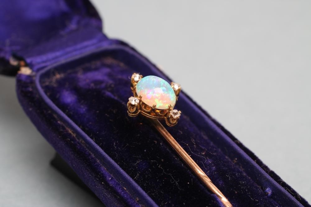 A VICTORIAN STICK PIN Image