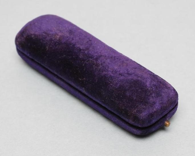 A VICTORIAN STICK PIN Image