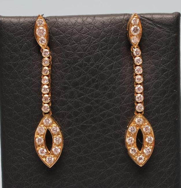 A PAIR OF DIAMOND DROP EARRINGS Image