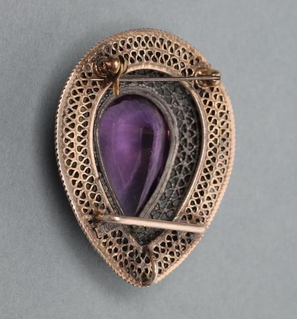 AN ENAMELLED BROOCH/PENDANT Image