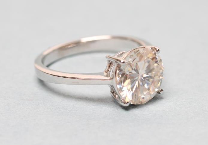A SOLITAIRE MOISSANITE RING Image