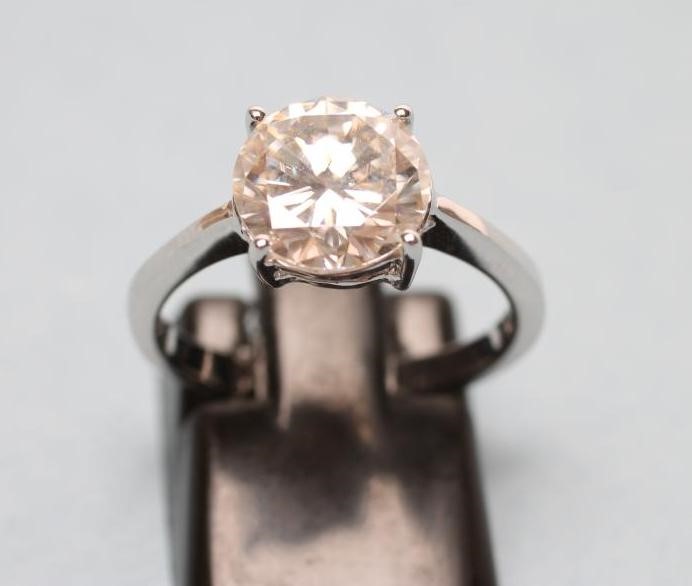 A SOLITAIRE MOISSANITE RING Image