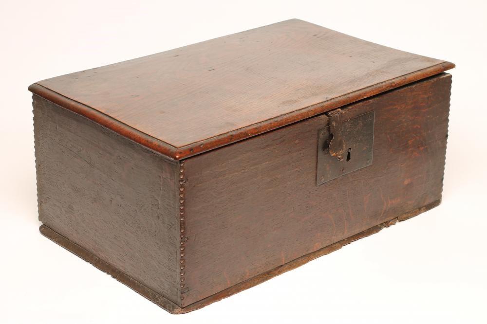 AN OAK BOARDED BOX Image
