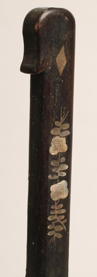 A CHINESE HARDWOOD TABLE SCREEN STAND Image