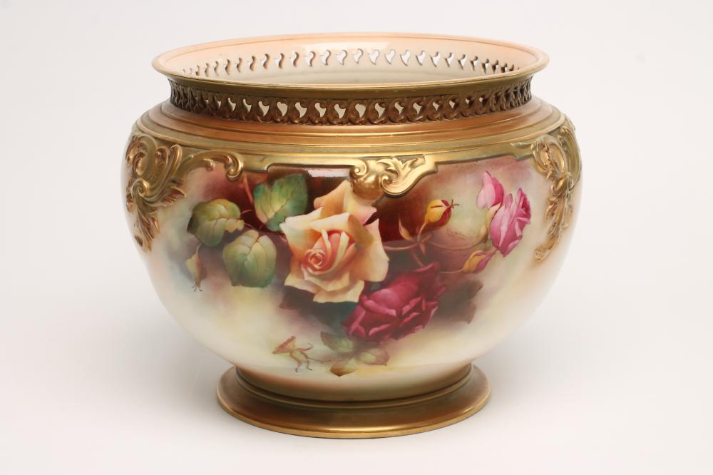 A ROYAL WORCESTER CHINA JARDINIERE Image