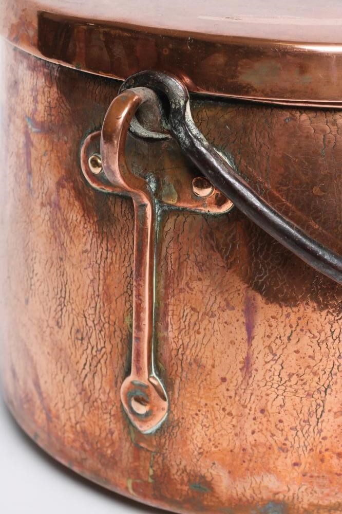 AN ARTS AND CRAFTS COPPER PAIL AND COVER Image