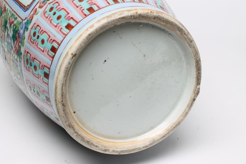A CANTONESE PORCELAIN VASE of rounded cylindrical form with chi-long handles and everted rim Image