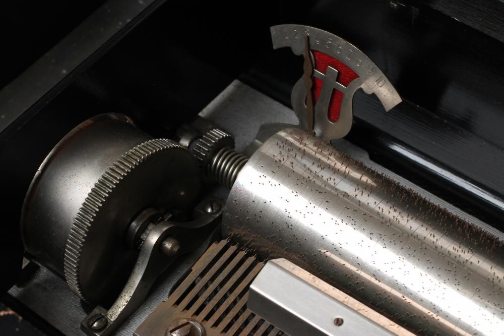 A B.H. ABRAHAMS MUSICAL BOX Image