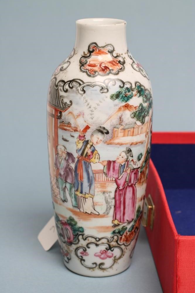 A CHINESE PORCELAIN VASE of flared rounded cylindrical form Image