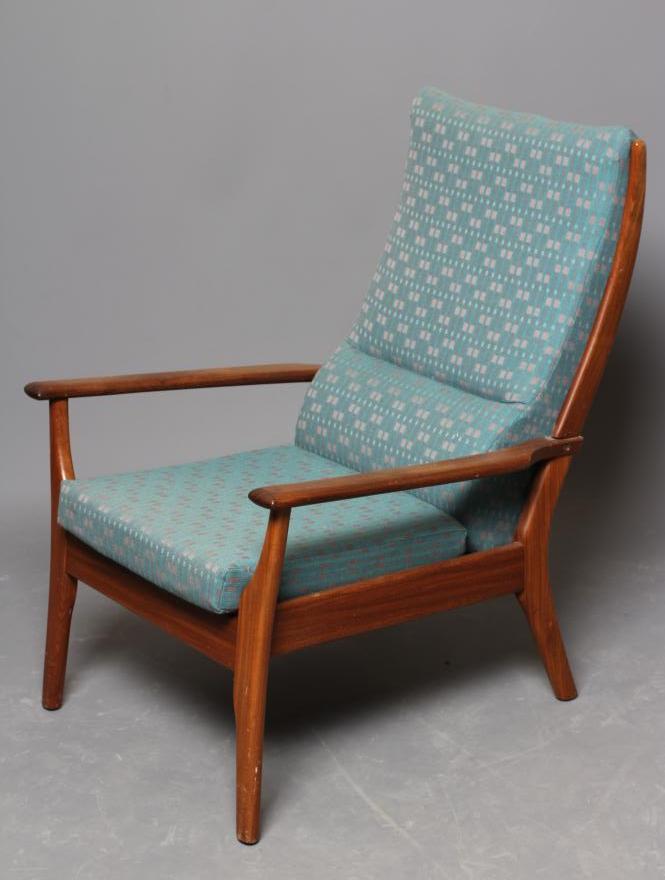 A MID CENTURY RETRO TEAK FRAMED ARM CHAIR Image