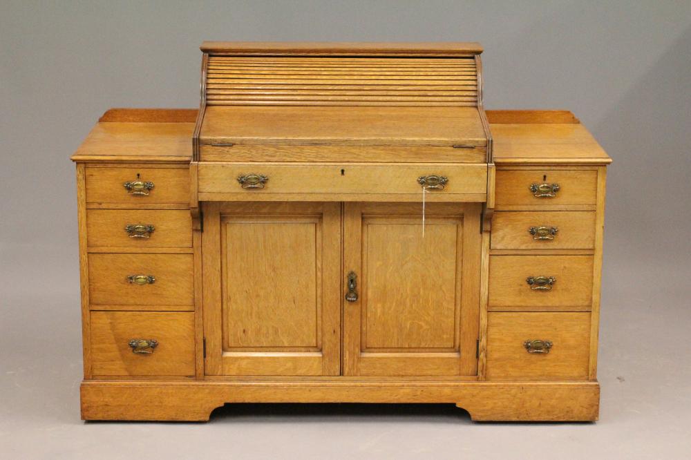 A PRATT & SON "BRADFORD DESK Image