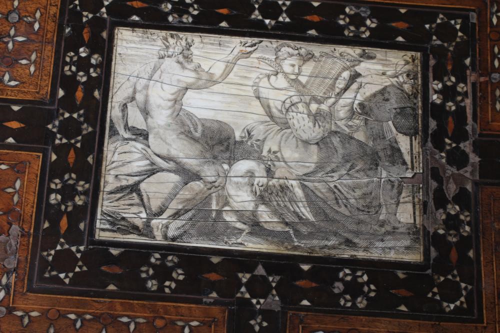 A NORTH AFRICAN/MIDDLE EASTERN TABLE Image