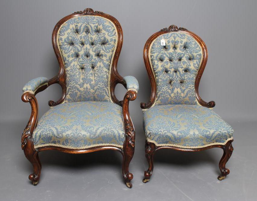 A PAIR OF VICTORIAN CARVED WALNUT SALON CHAIRS Image