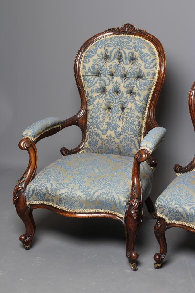 A PAIR OF VICTORIAN CARVED WALNUT SALON CHAIRS Image