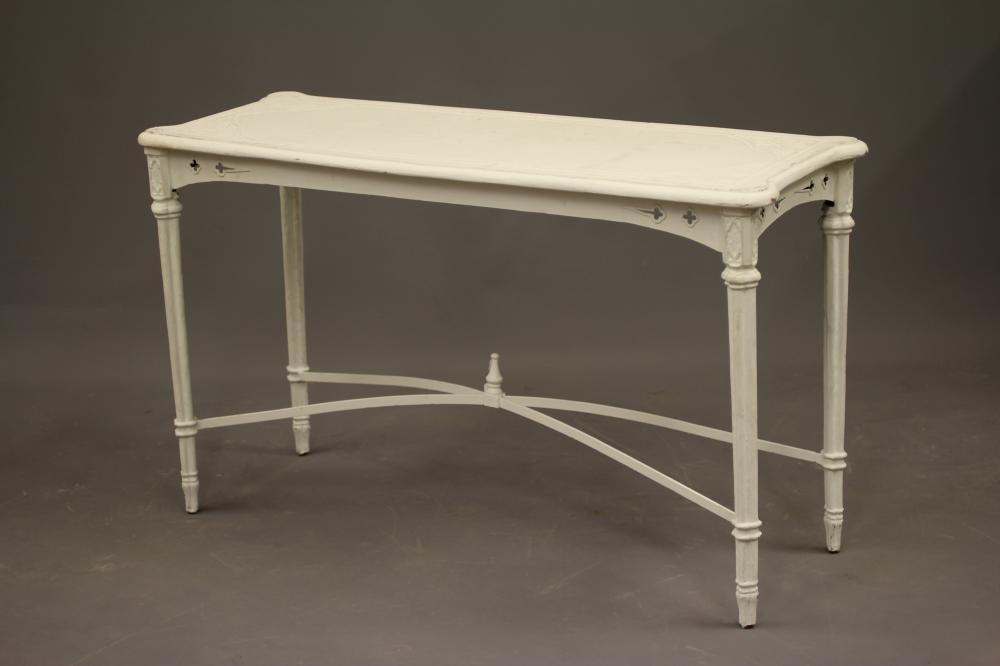 A VICTORIAN GOTHIC CAST IRON CONSERVATORY TABLE Image