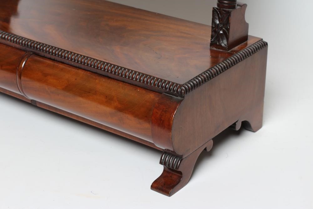 A WILLIAM IV MAHOGANY TOILET MIRROR Image