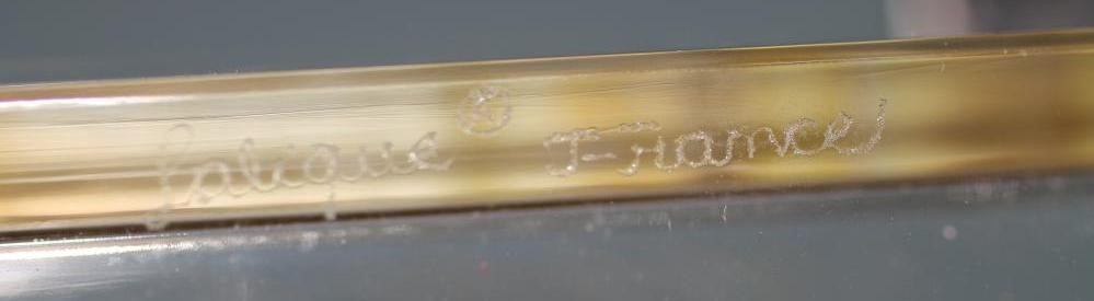 A LALIQUE "EPIS" BOX of plain oblong form Image